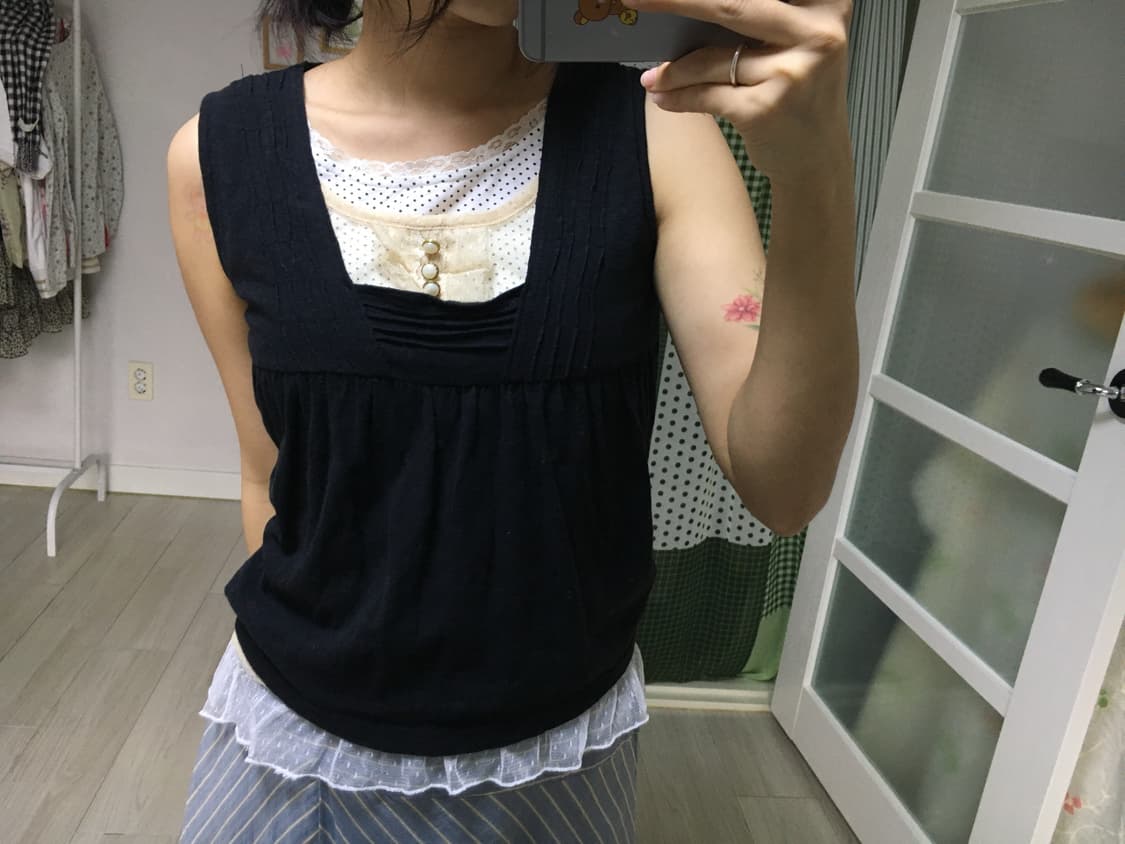 블랙 도트 레이스 레이어드 슬리브리스 상품이미지9