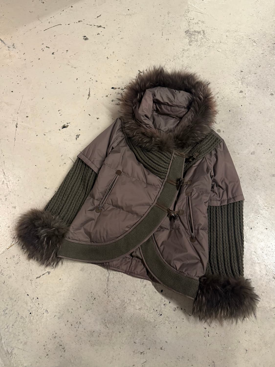 Fairy raccoon fur point knit mix padding 상품이미지1