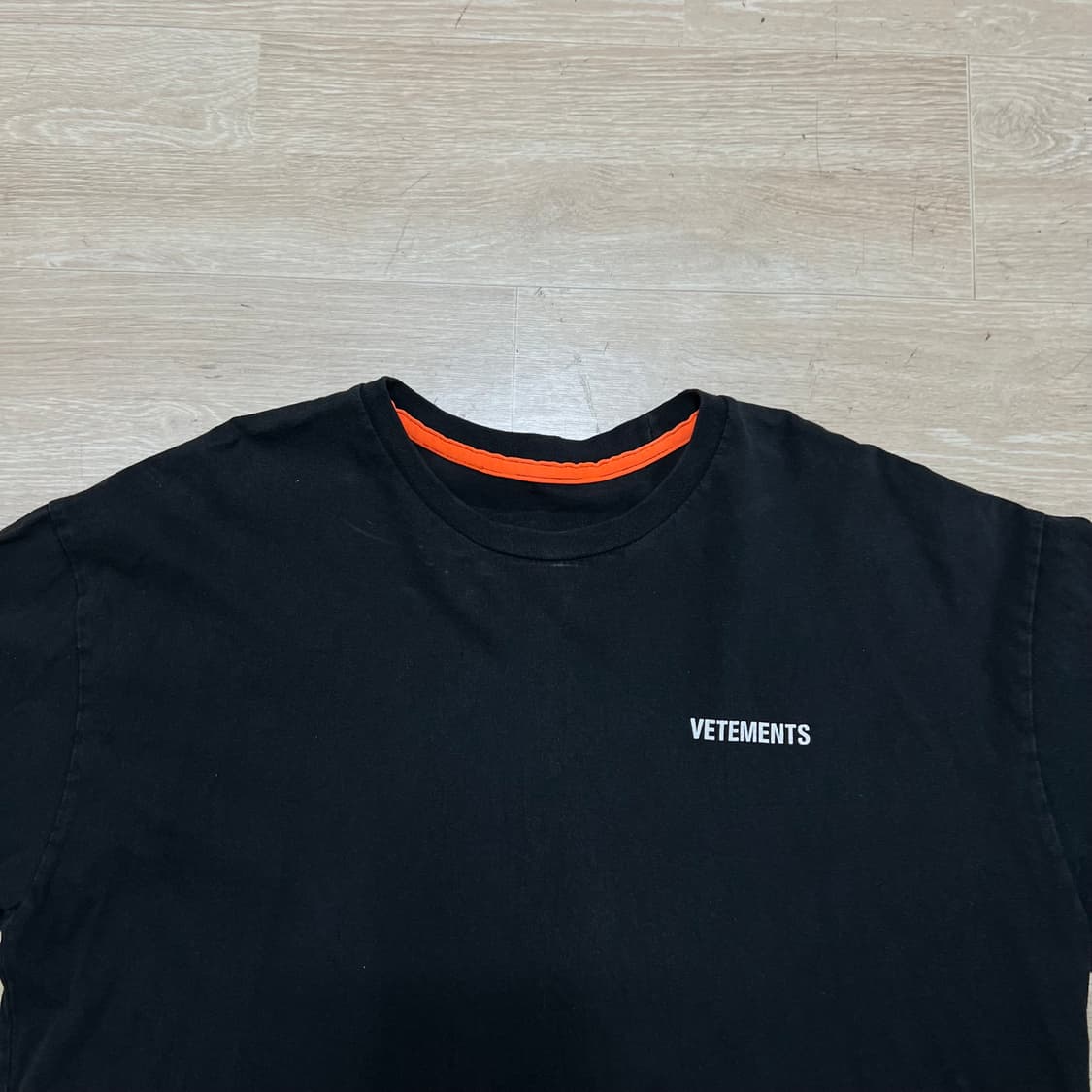베트멍 익스터널 라벨 로고 반팔 티셔츠 [블랙] M/95 상품이미지2