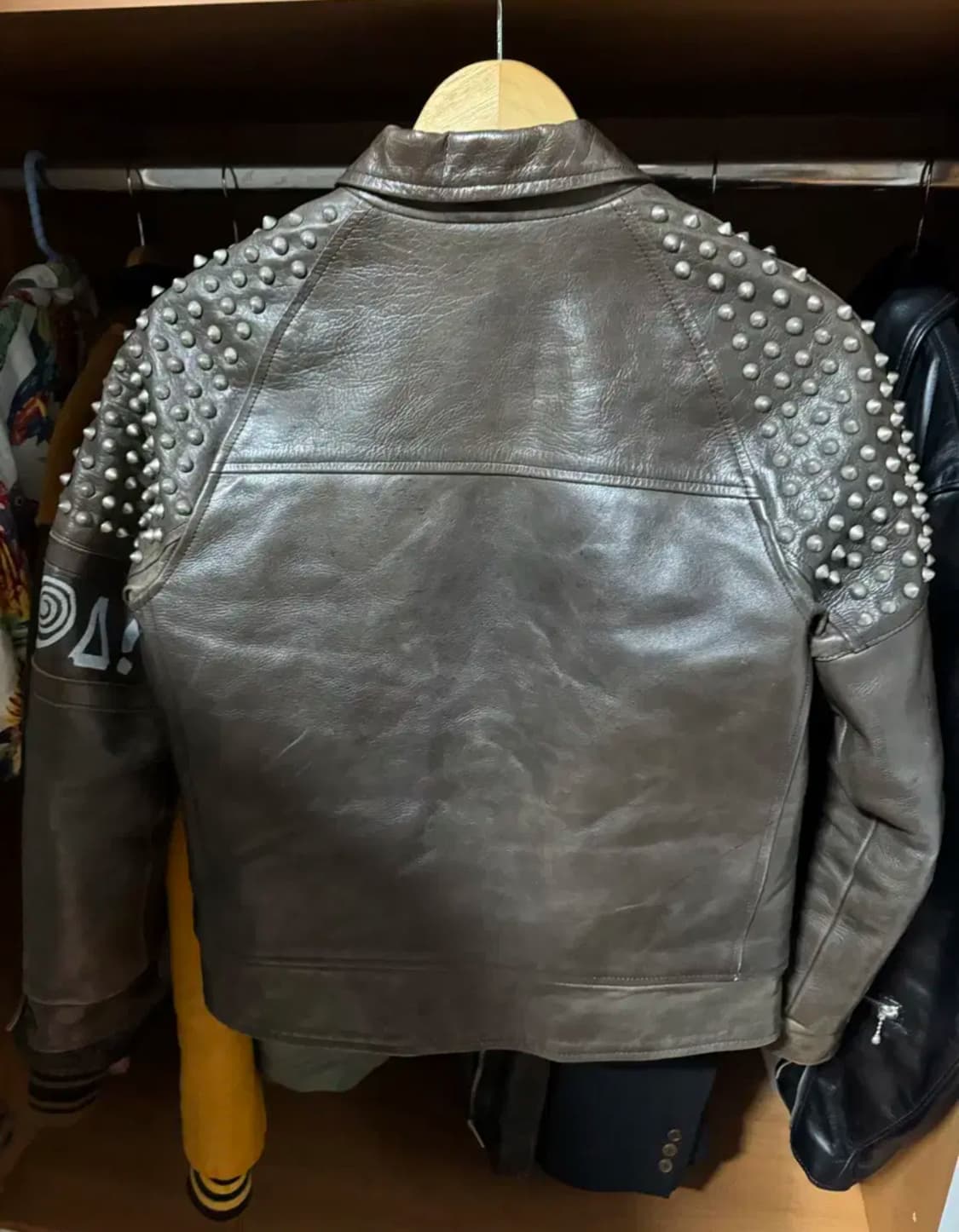 사스콰치 패브릭스 08fw 스터드 가죽 자켓 상품이미지2