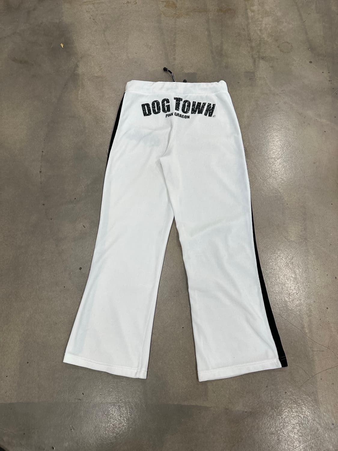 도그타운 핑크드래곤 벨루어 큐빅 트랙셋업 상품이미지6