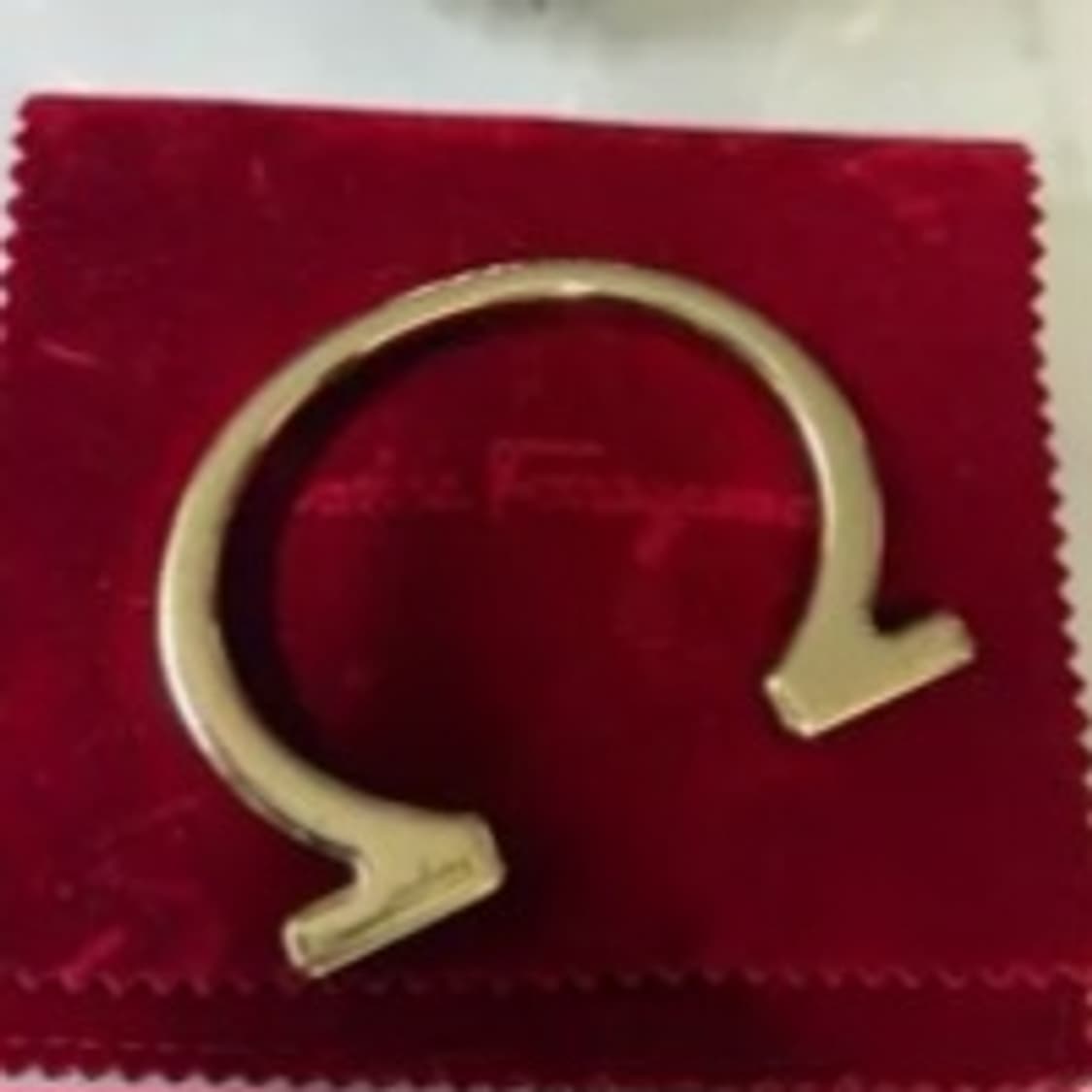 정품 페레가모 까르띠에 디자인 팔찌 상품이미지1