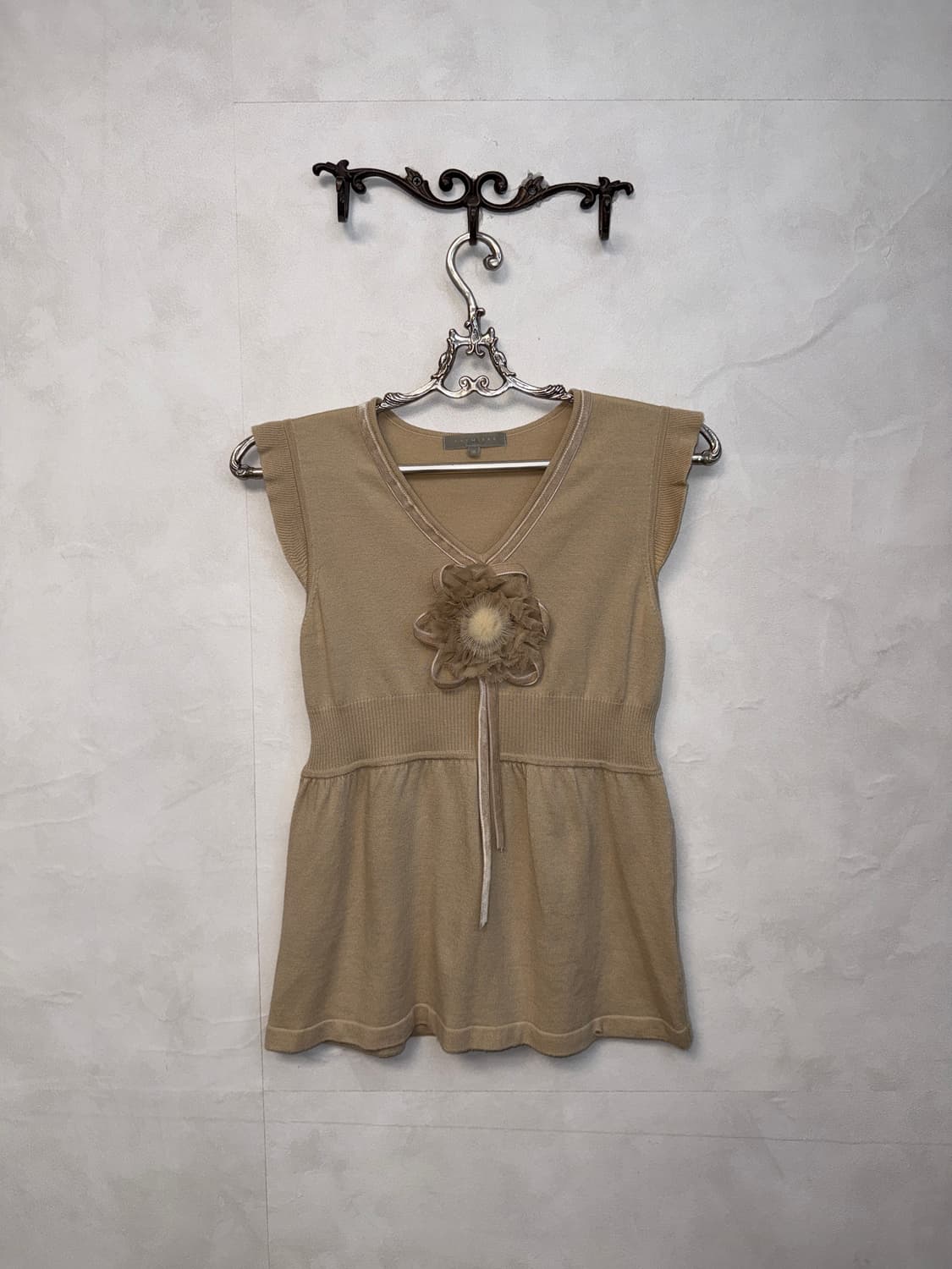 Beige bohemian flower corsage knit 상품이미지3