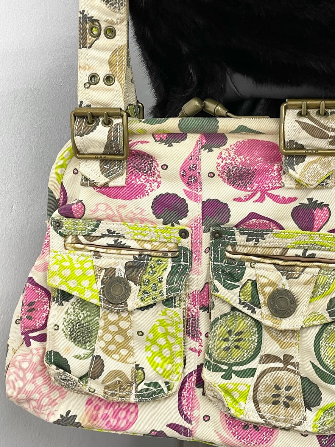 갭 모리 포켓 프루츠 숄더백 상품이미지5