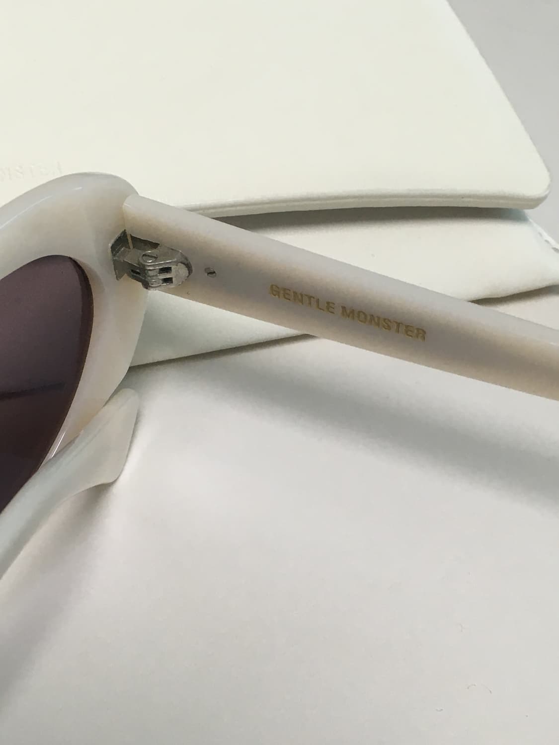 젠틀몬스터 le 아이보리 상품이미지4