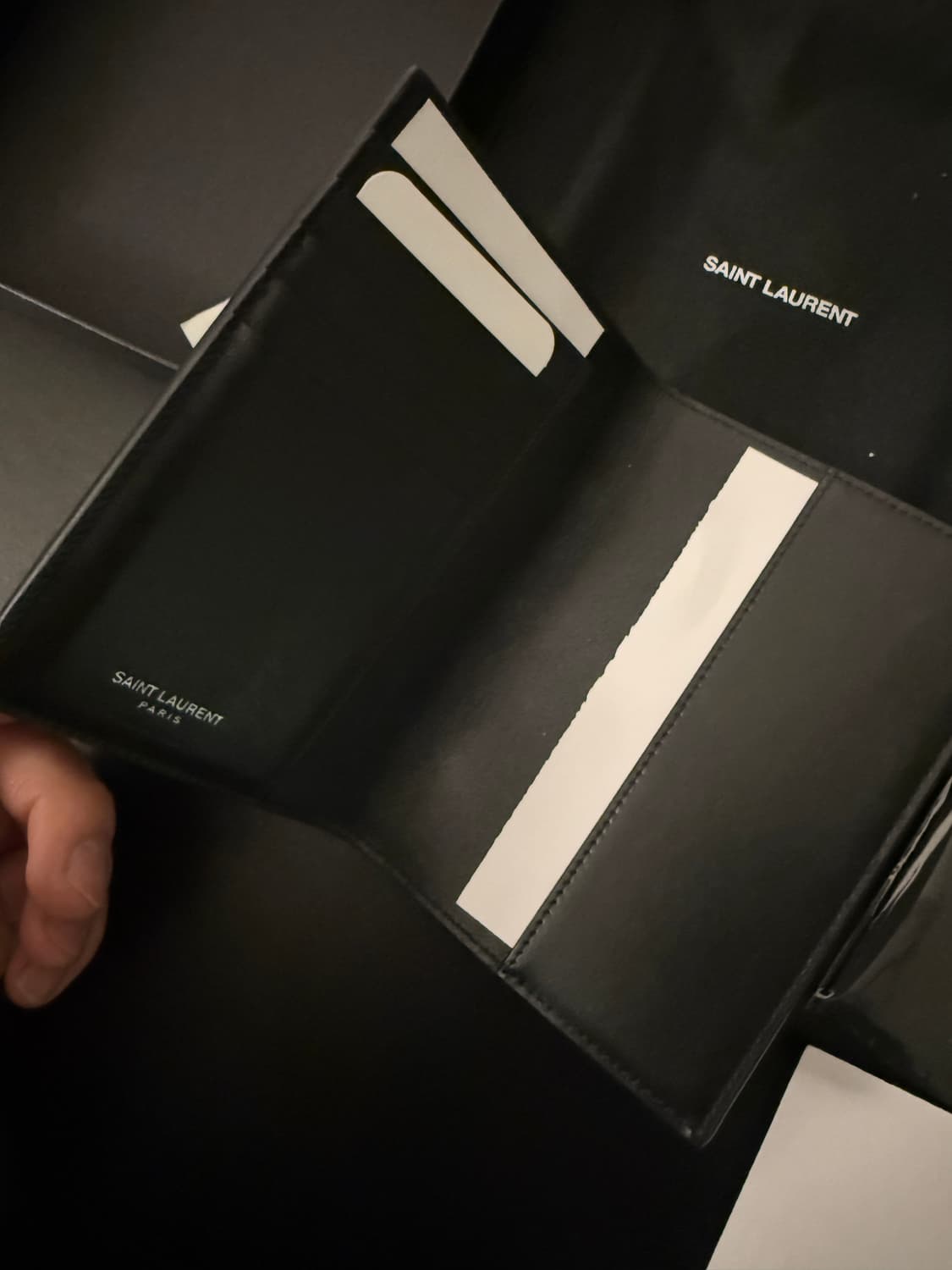 생로랑 메트 레더 카드지갑 상품이미지4