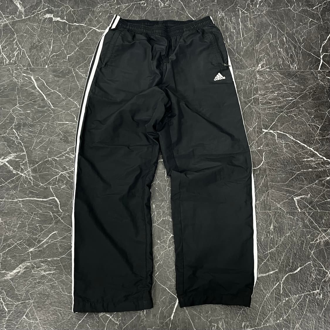 아디다스 블랙 삼선 오버와이드 트랙팬츠 상품이미지4