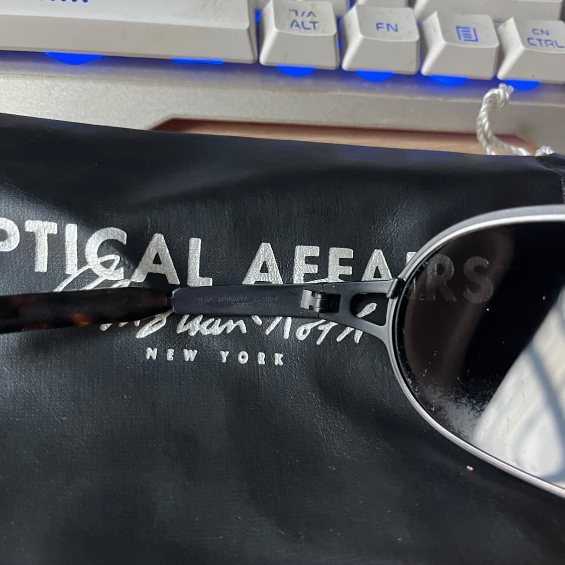 크리스찬 로스 2700 건메탈 컬러 상품이미지5