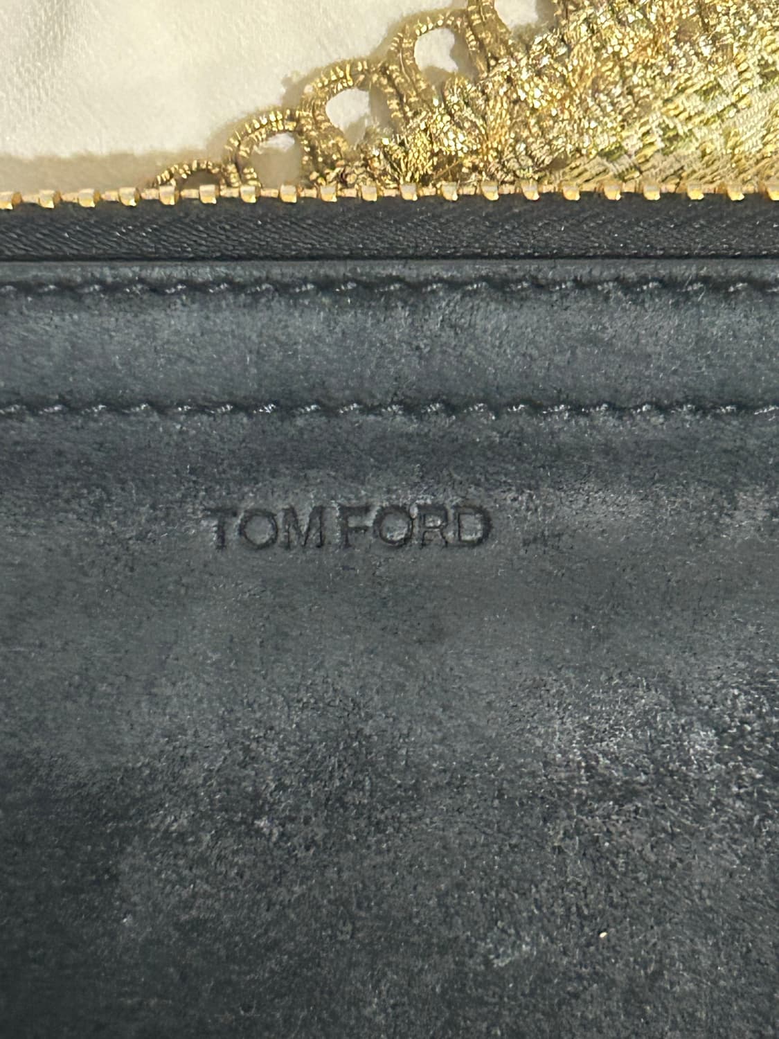 톰포드 블랙스웨이드 클러치백 상품이미지2