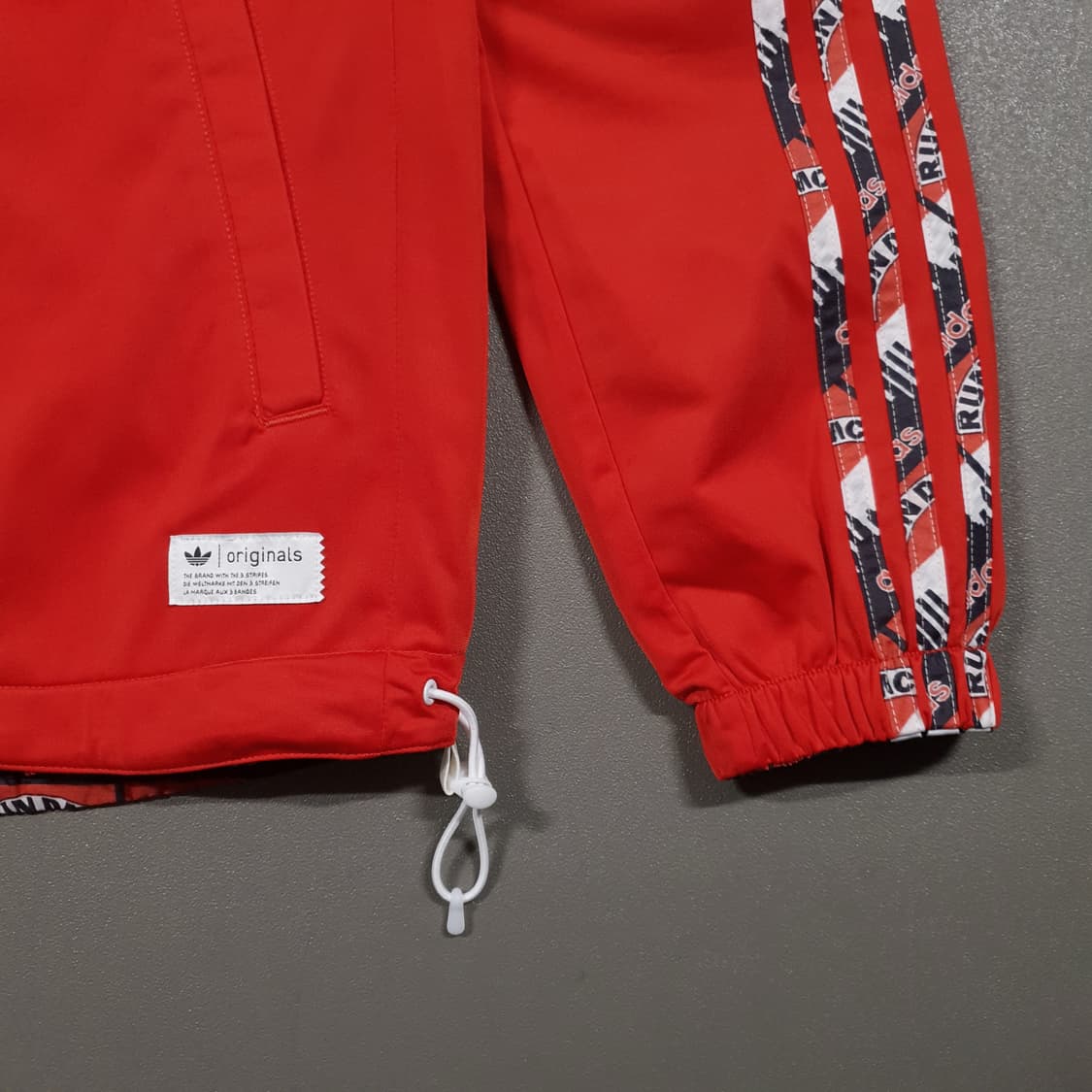 아디다스 X RUN DMC 콜라보 한정판 양면 리버서블 바람막이 져지 상품이미지6