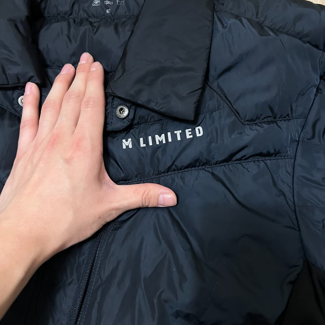 밀레 남성 스탠다드 카라 경량패딩 L/100  상품이미지5