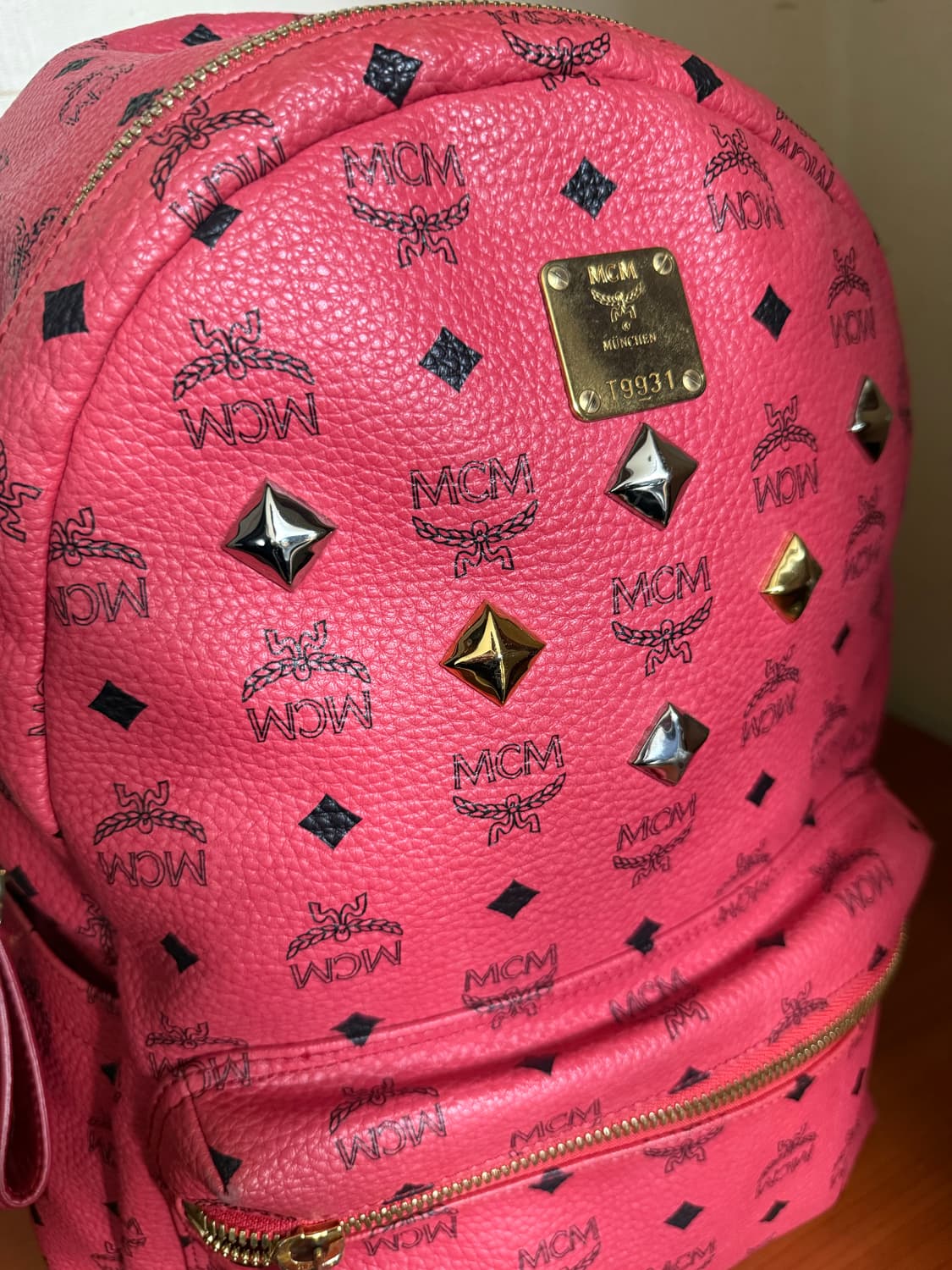 MCM 비세토스 백팩 레드 상품이미지6