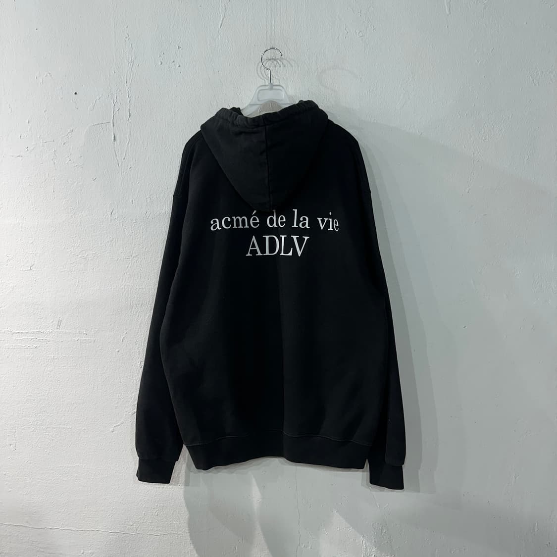 아크메드라비 후드티 상품이미지3