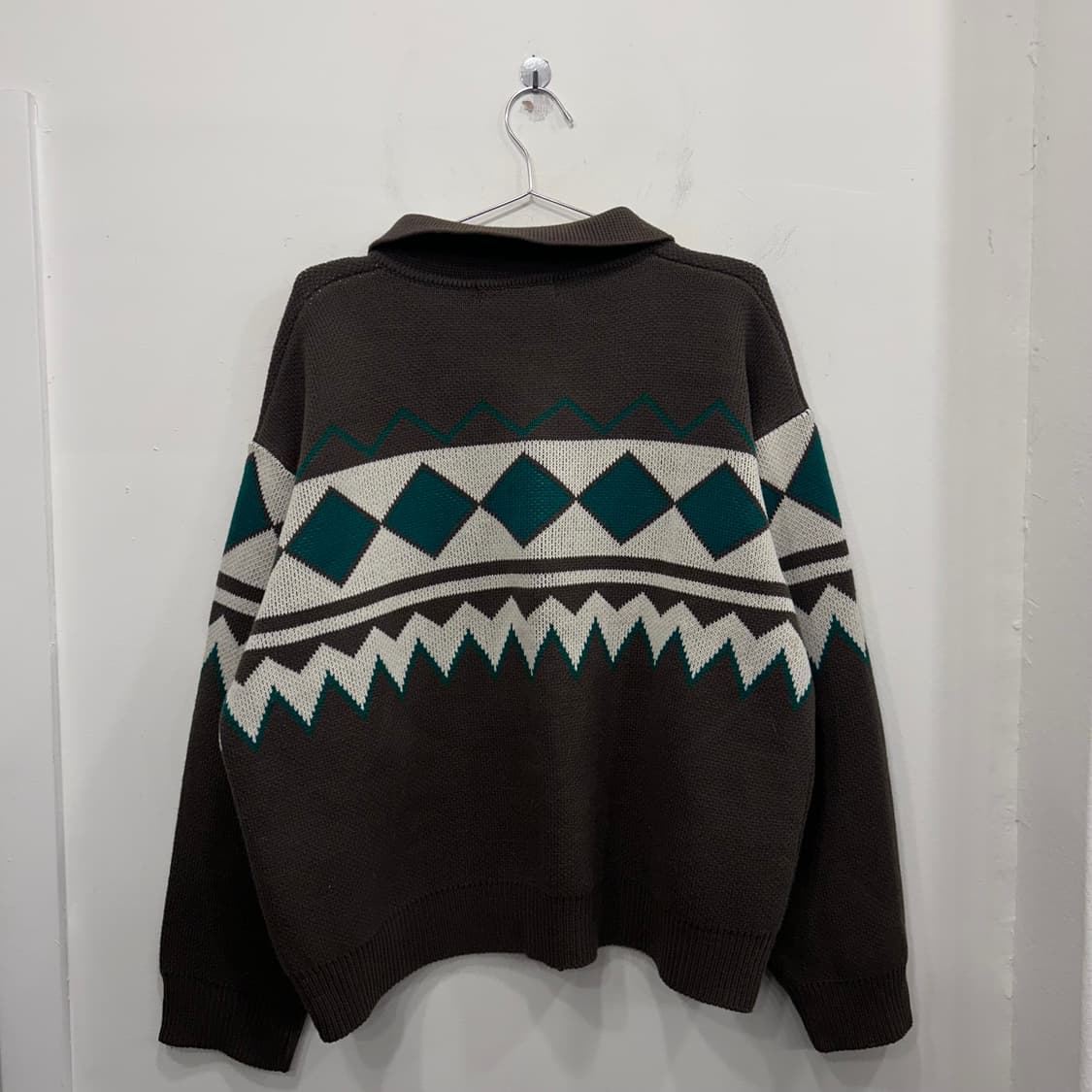 블루 버켓 다이아몬드 패턴 카라 투웨이 니트집업 상품이미지5