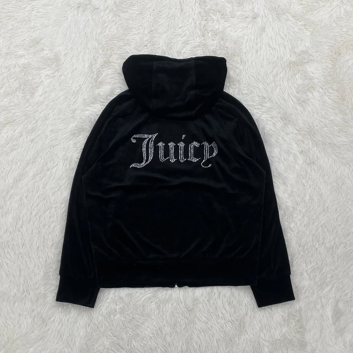 쥬시꾸띄르 벨루어 큐빅 후드집업 블랙 상품이미지3