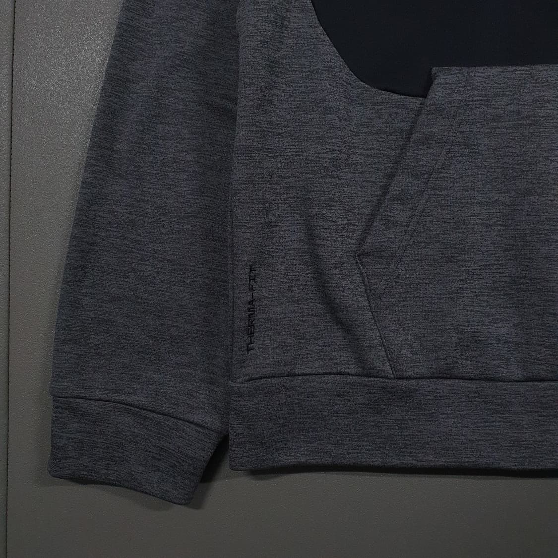 새상품급) 나이키 신형 22fw 써마핏 빅스우시 후드티 2XL (110) 상품이미지3