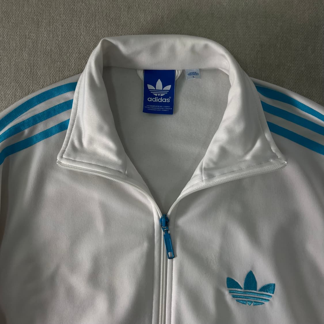 105 아디다스 초대장급 흰하 시나몬롤 트랙탑 져지  상품이미지2
