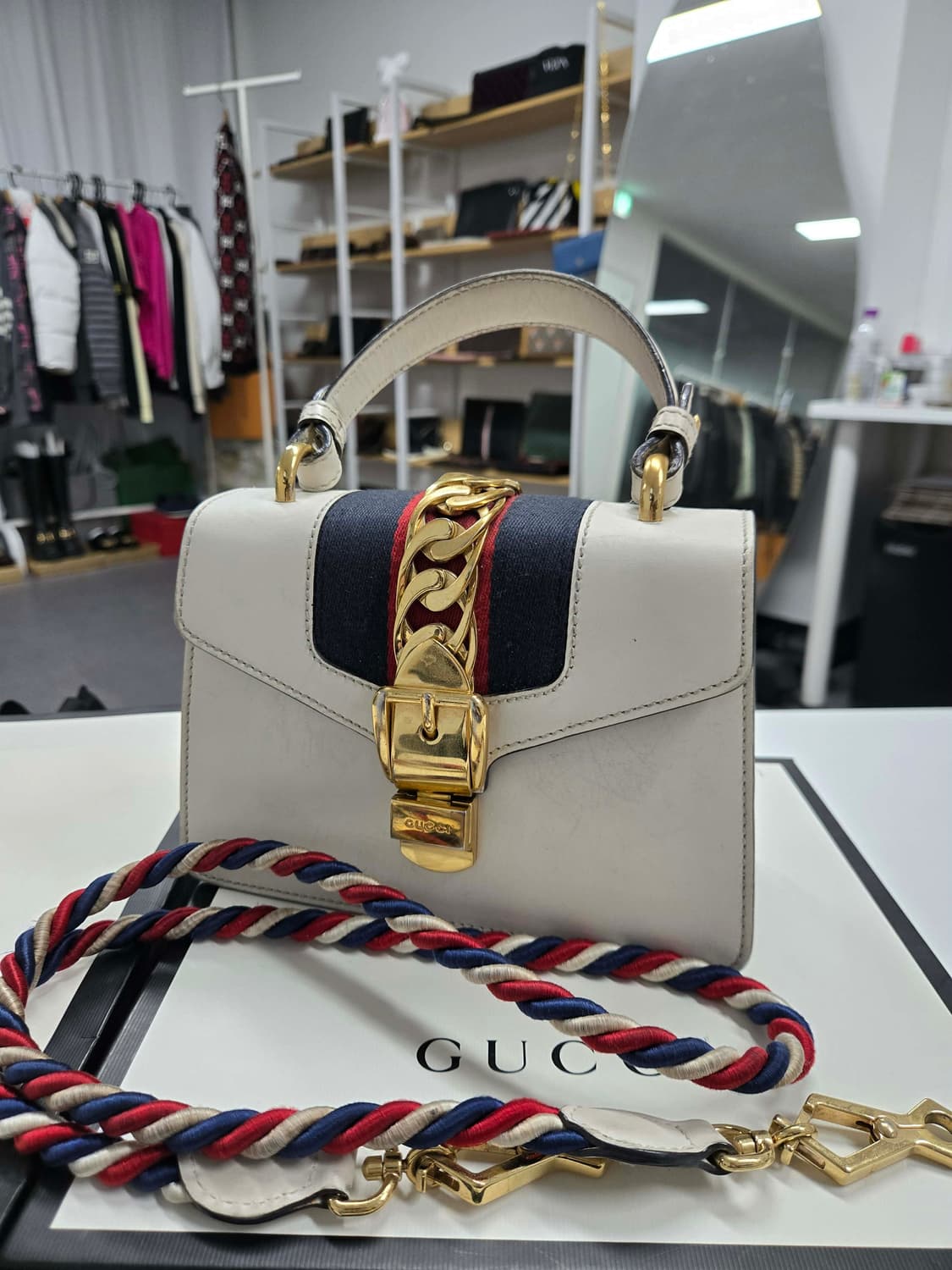 [정품] 구찌 실비백 상품이미지2