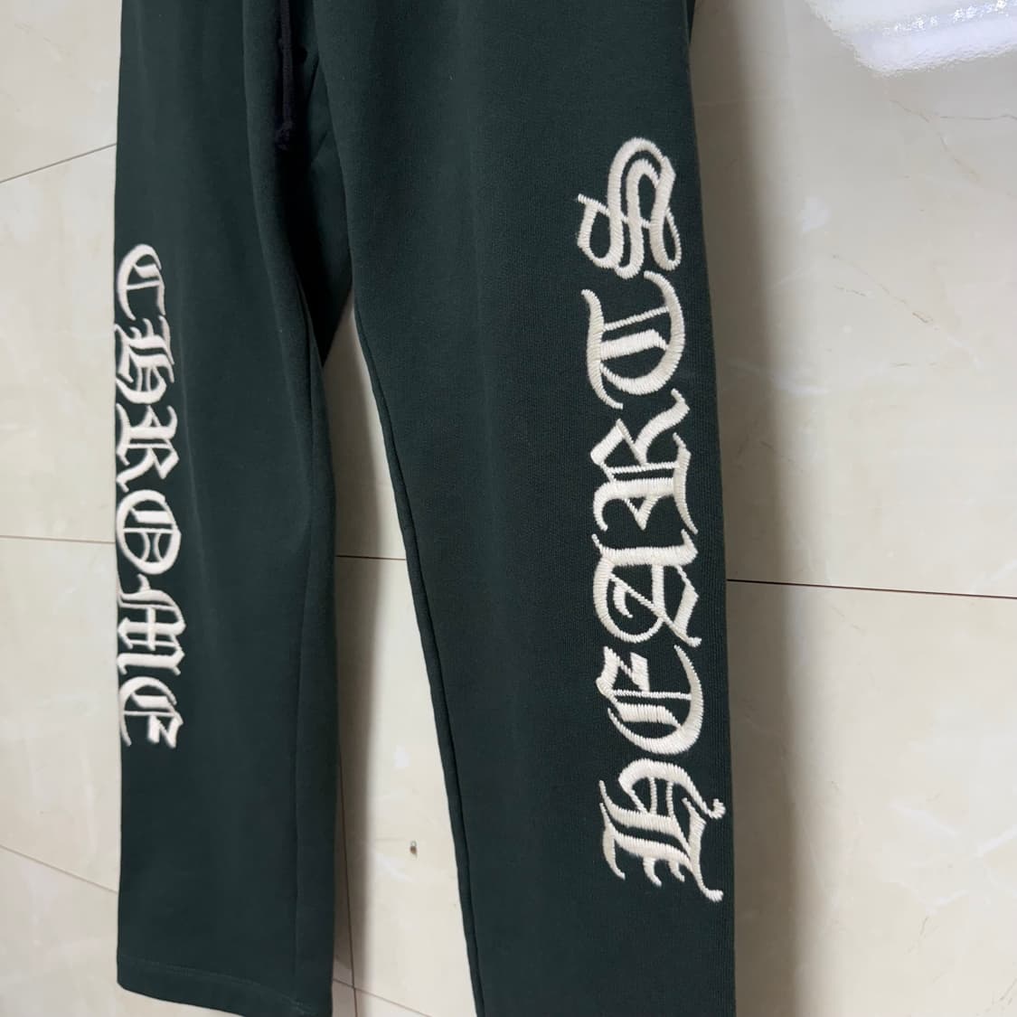 크롬하츠 슬로라이드 헤비웨이트 스웻 팬츠L vic제품 상품이미지2