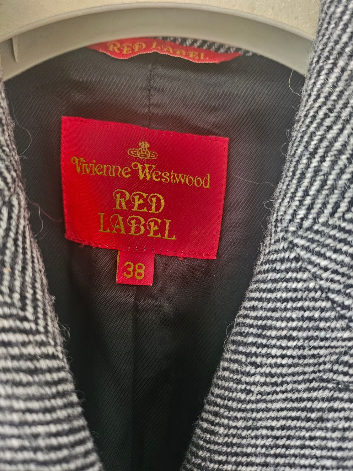 비비안웨스트우드 헤링본 롱코트 상품이미지5