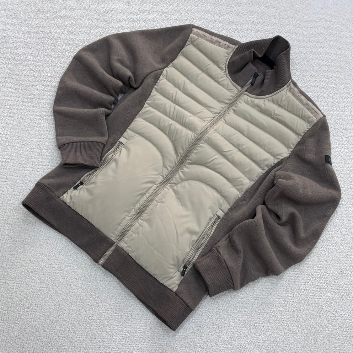 100 K2 하이브리드 니트 다운 자켓 0402E 상품이미지1