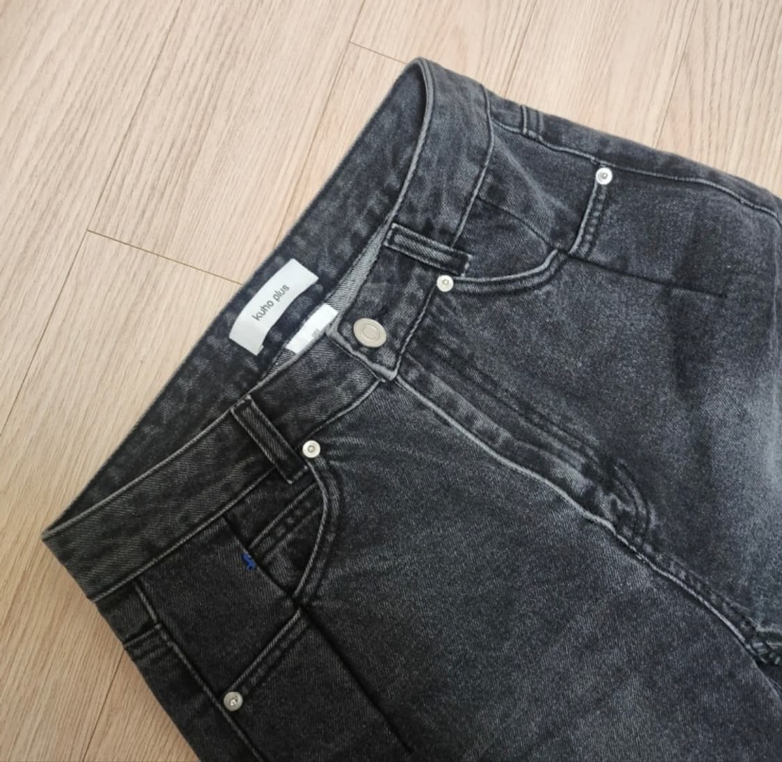 구호 플러스 시그니처 슬림핏 데님(블랙) 상품이미지3