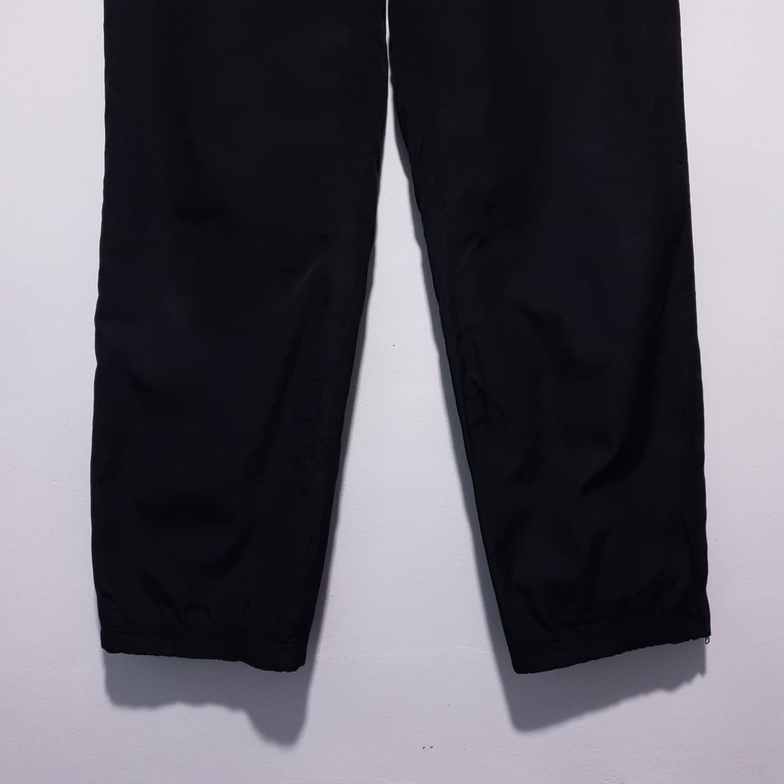 00s 나이키 맨유 스우시 올드스쿨 우븐 트랙팬츠 블랙 희귀 (35인치) 상품이미지4