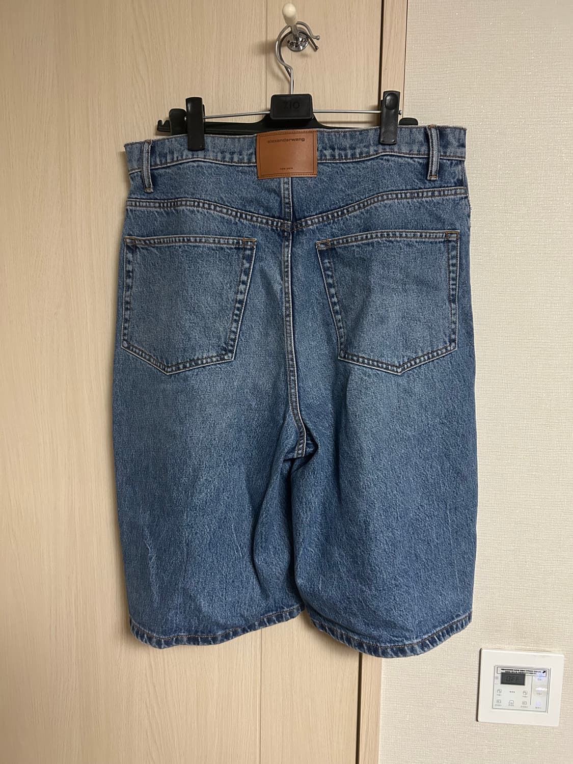 알렉산더왕 코어 로우라이즈 와이드 데님 반바지 쇼츠 상품이미지5