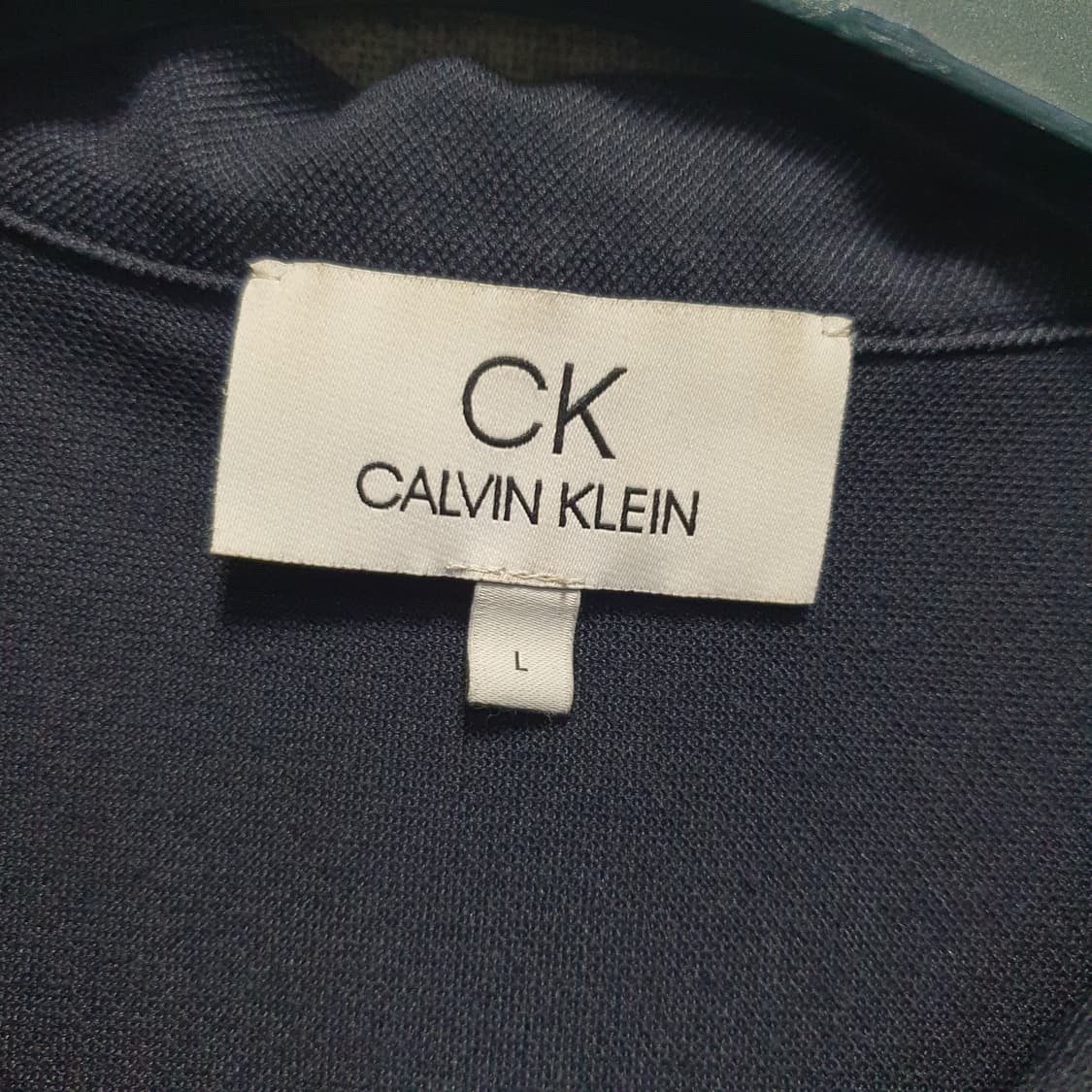 CK 캘빈클라인 네이비 린넨 카라  반팔티  상품이미지3