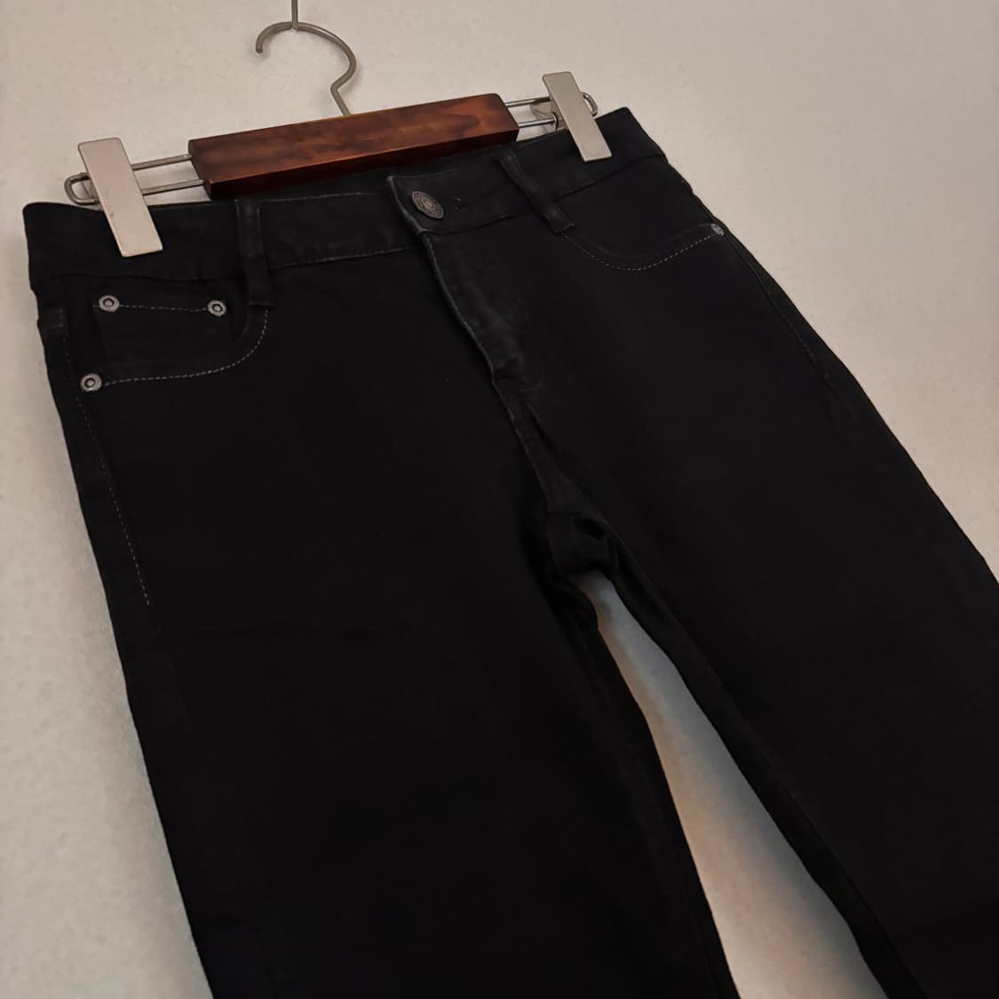 JILL 질스튜어트 25 26 블랙 스키니진 지퍼 슬림 실루엣 상품이미지4