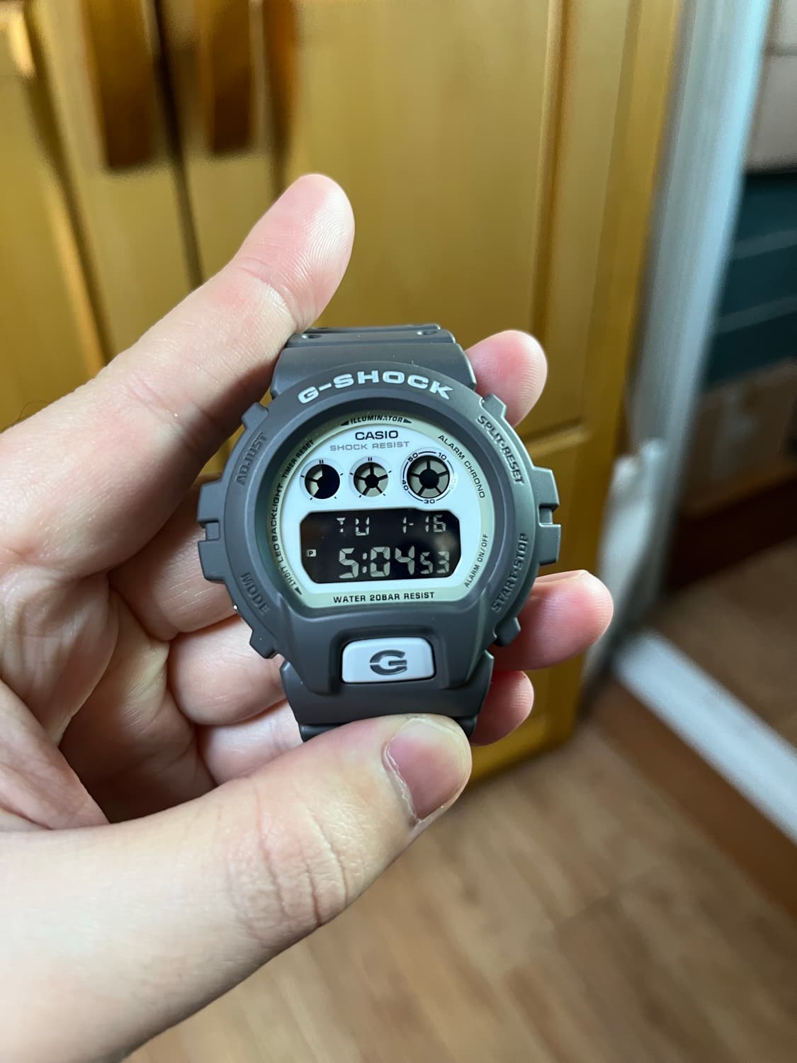 카시오 지샥 시계 판매합니다 상품이미지2