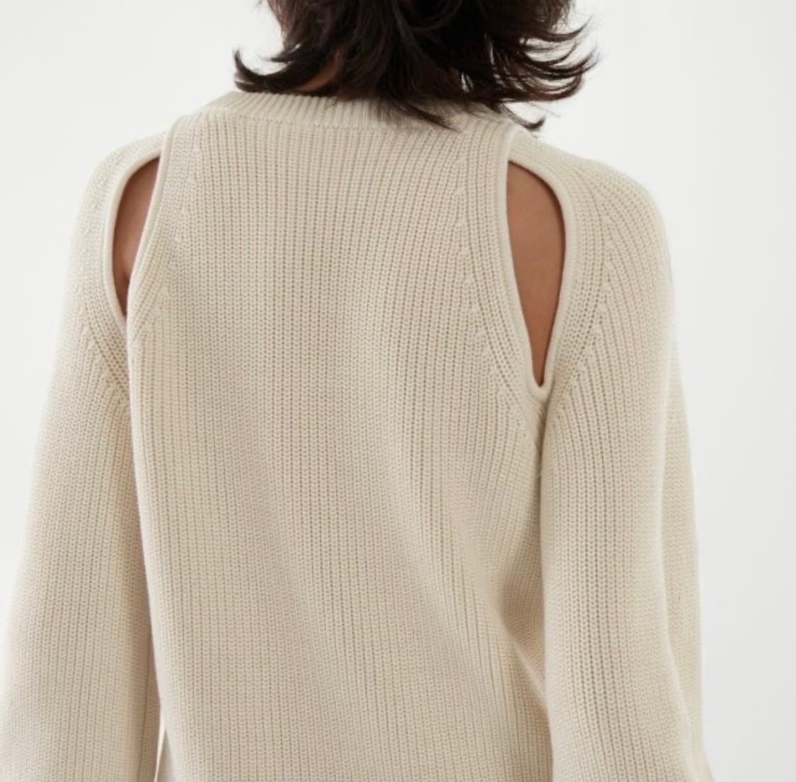 cos 컷 아웃 니트 상품이미지2