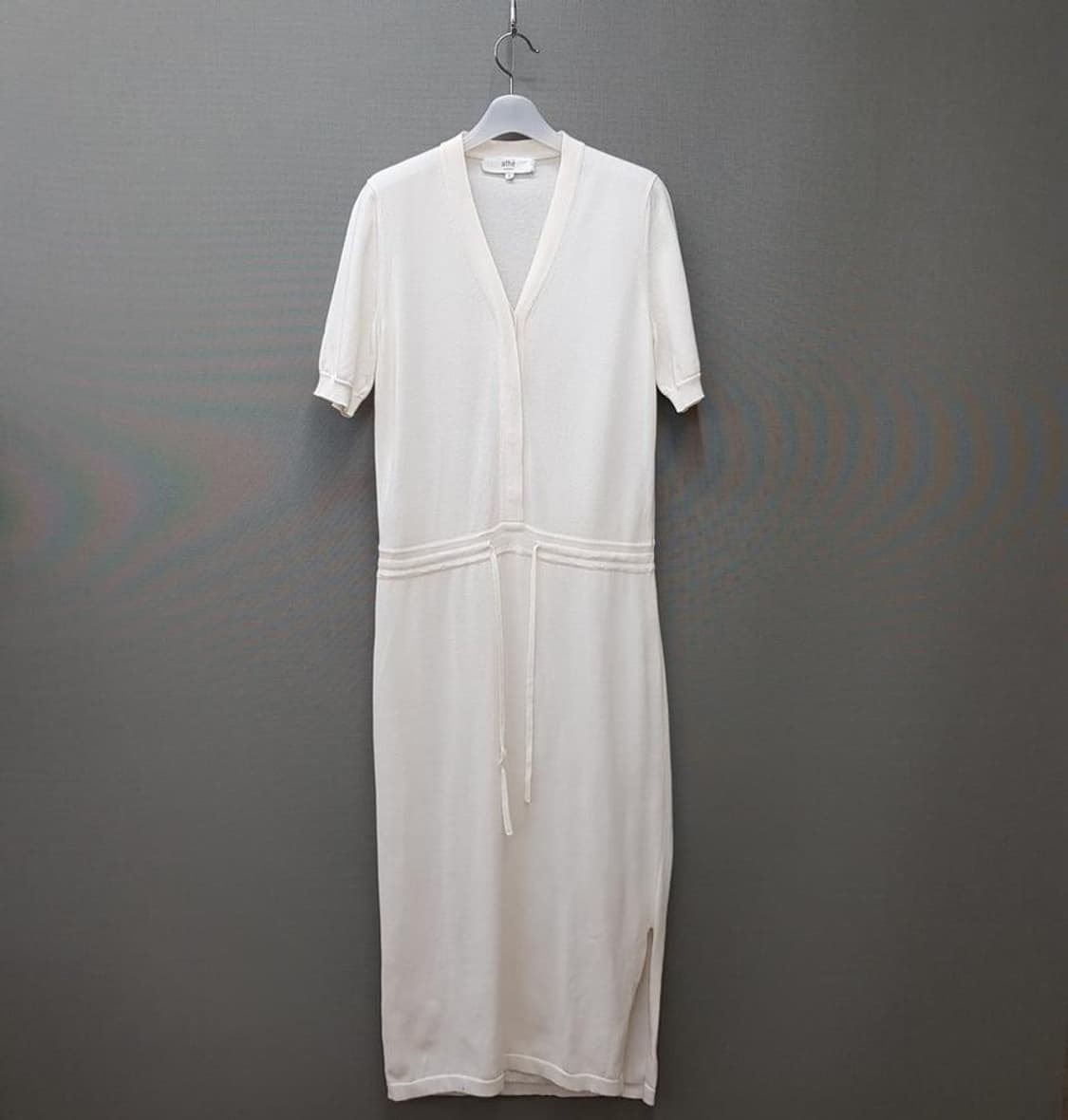 아떼 바네사브루노 2020 코튼 니트 브이넥 원피스 S사이즈 상품이미지1