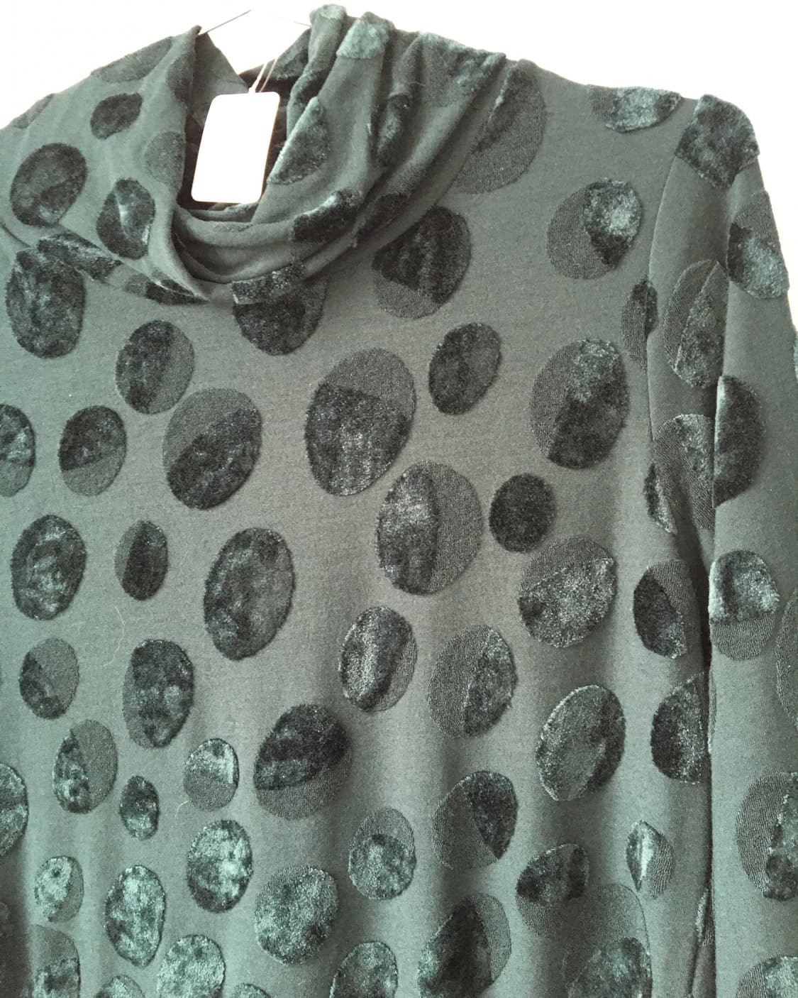 Dot pattern high neck sleeve 상품이미지3