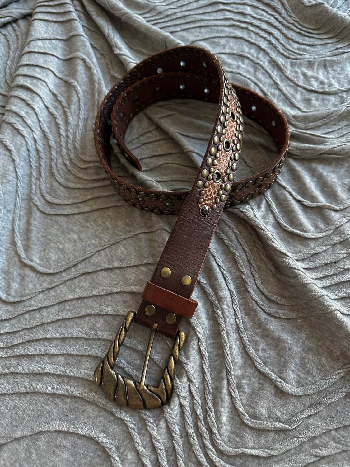 “Tornadomart” python stud belt 상품이미지1