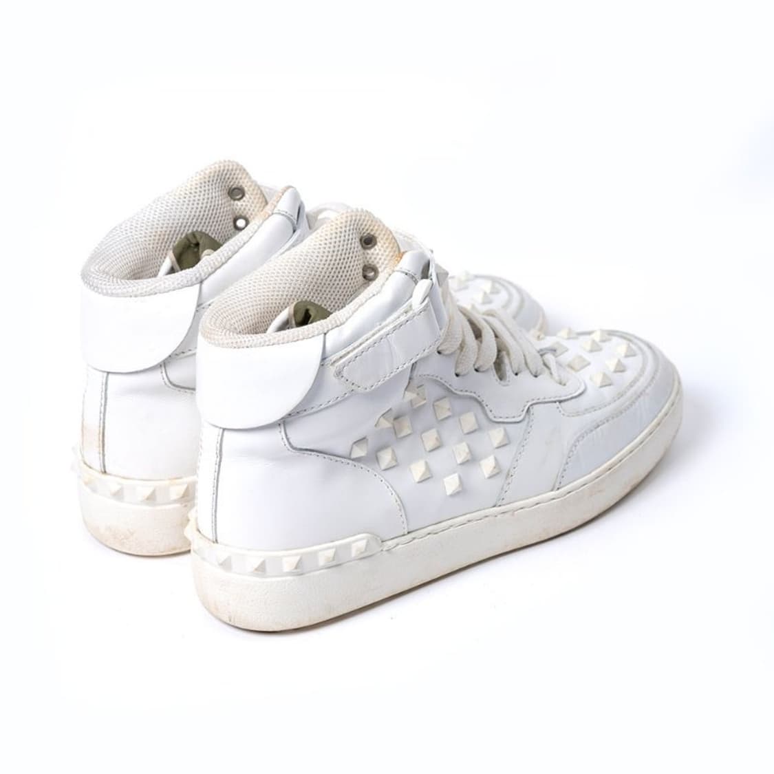 발렌티노 스터드 하이탑 스니커즈 상품이미지2