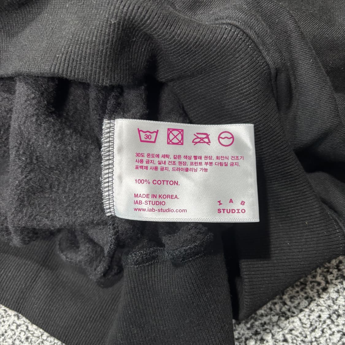 아이앱 스튜디오 X JTBC 후드집업 블랙 (L) 상품이미지5