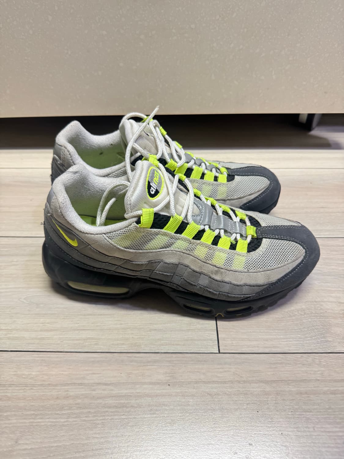 나이키 에어맥스 95 og 네온 옐로우 2020 / 255 사이즈 상품이미지3