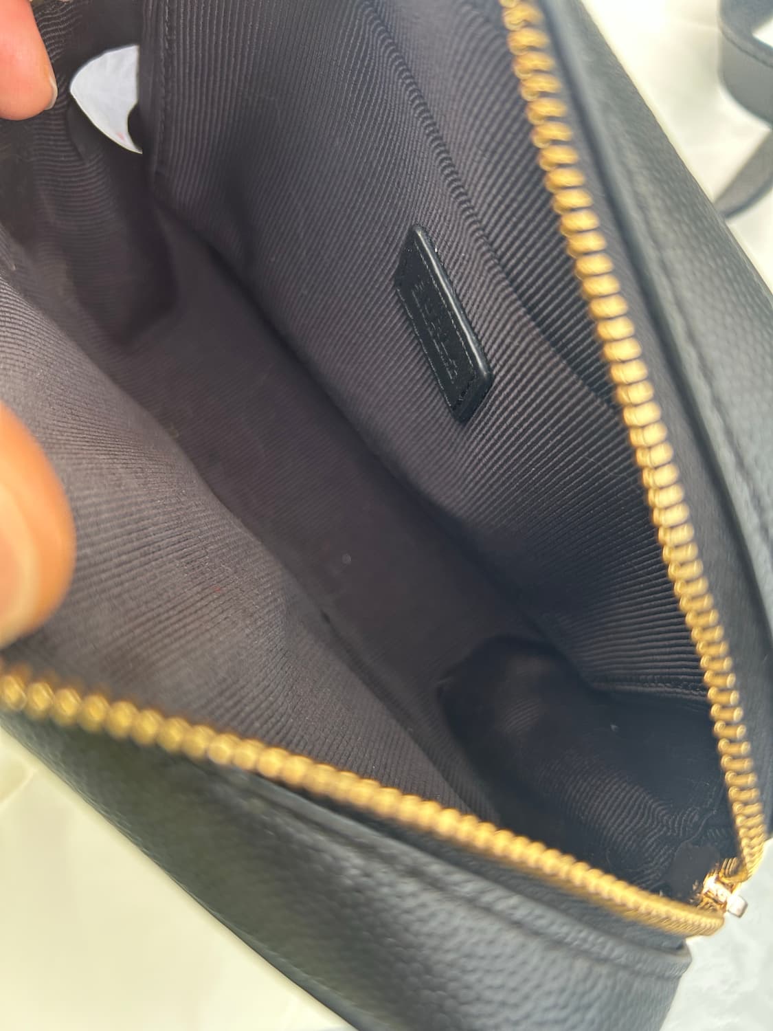 Furla 훌라 블랙 가죽 벨트백 상품이미지5