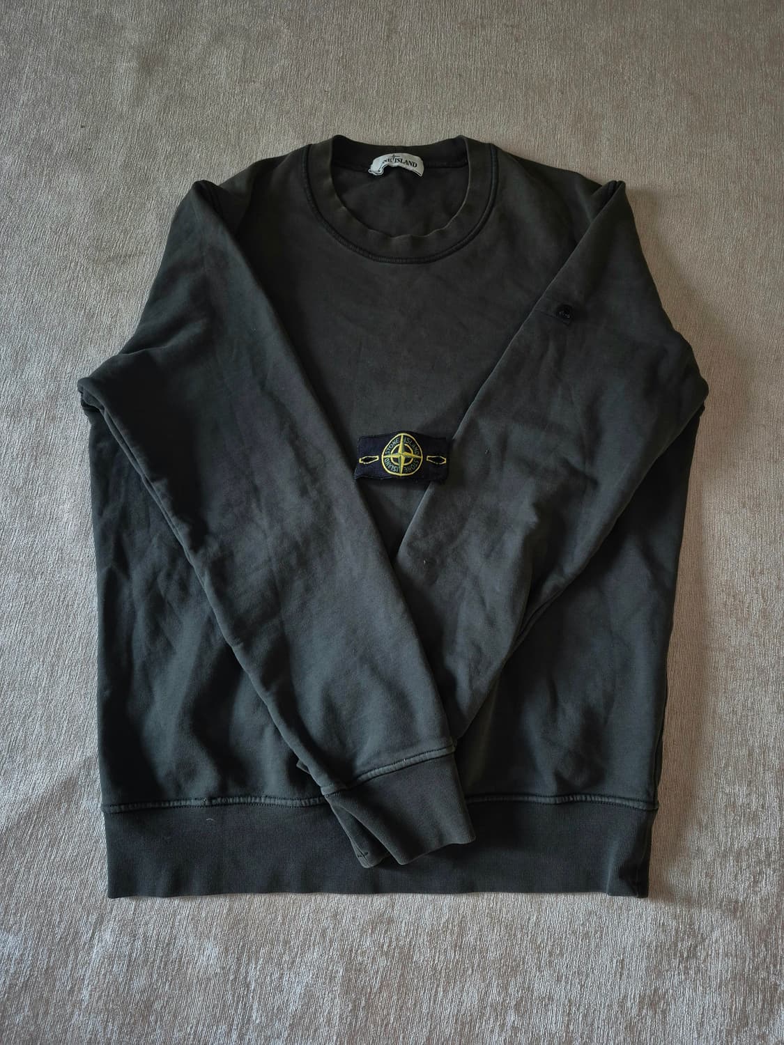 스톤아일랜드 맨투맨 구매합니다 상품이미지1