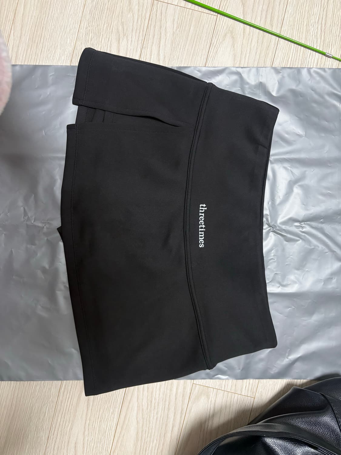 쓰리타임즈 Athletic slit skirt black (M) 상품이미지3