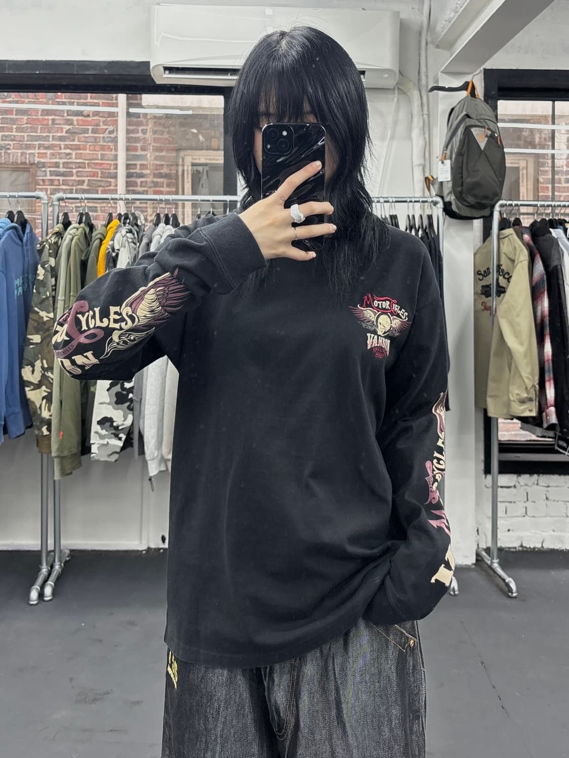 밴슨 레더 사이드 로고 롱슬리브 상품이미지1