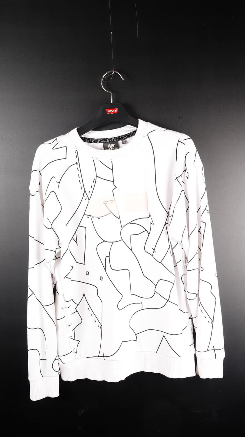 뉴발란스 흰색 맨투맨 상품이미지1