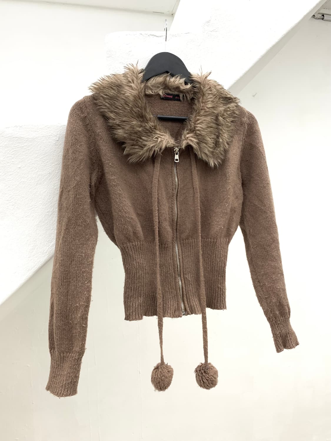 Romwe fur trimmed zip-up  상품이미지4