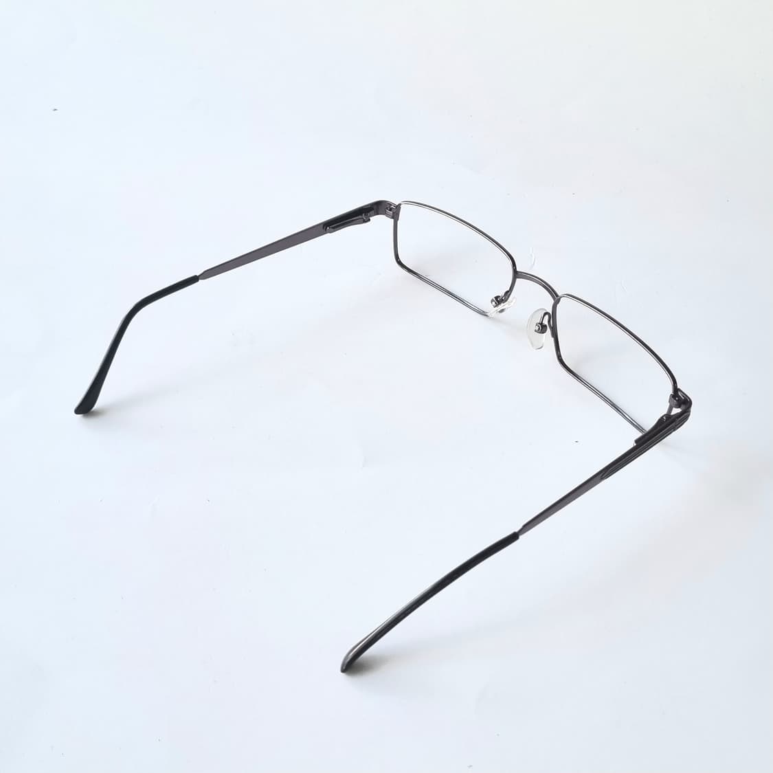 데드스탁 지적인 무드와 빈티지한 감성의 스퀘어 안경테 782 상품이미지6