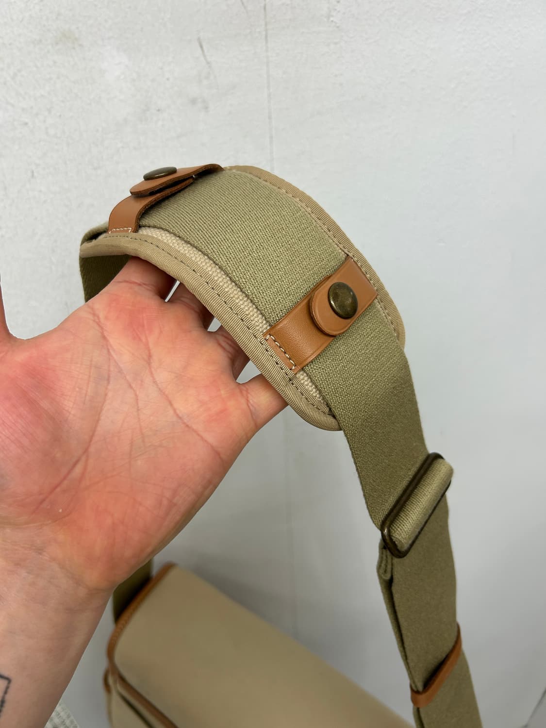 요시다 포터 X 니콘 캔버스 크로스백 상품이미지7