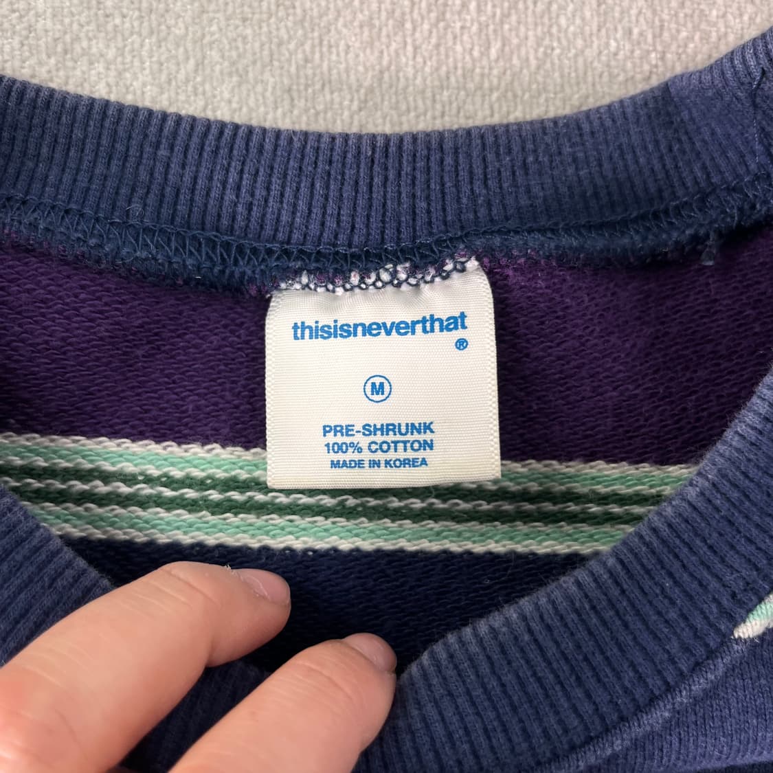 100 디스이즈네버댓 스트라이프 맨투맨 상품이미지3