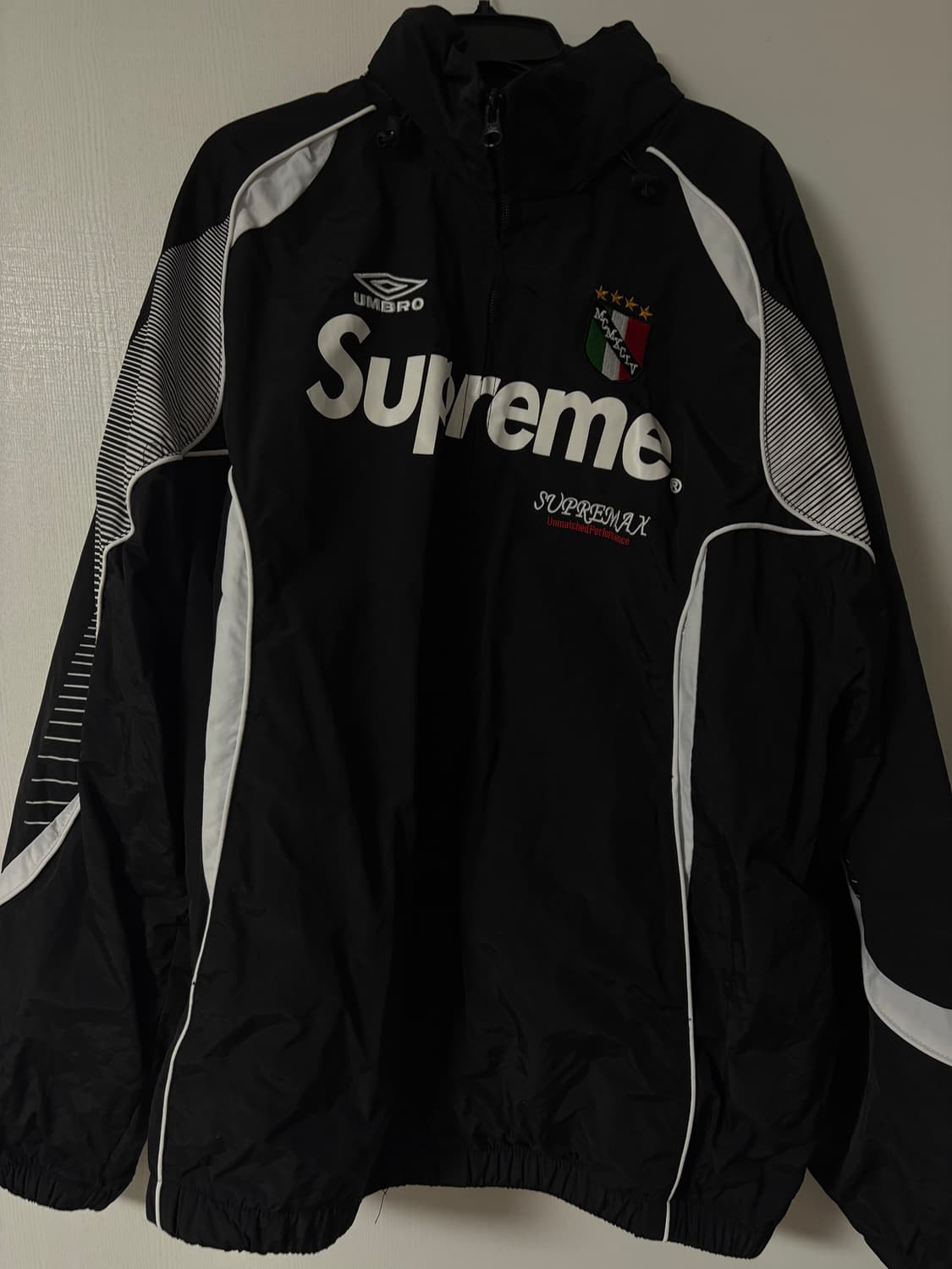 슈프림X엄브로 트랙 자켓 블랙 상품이미지1