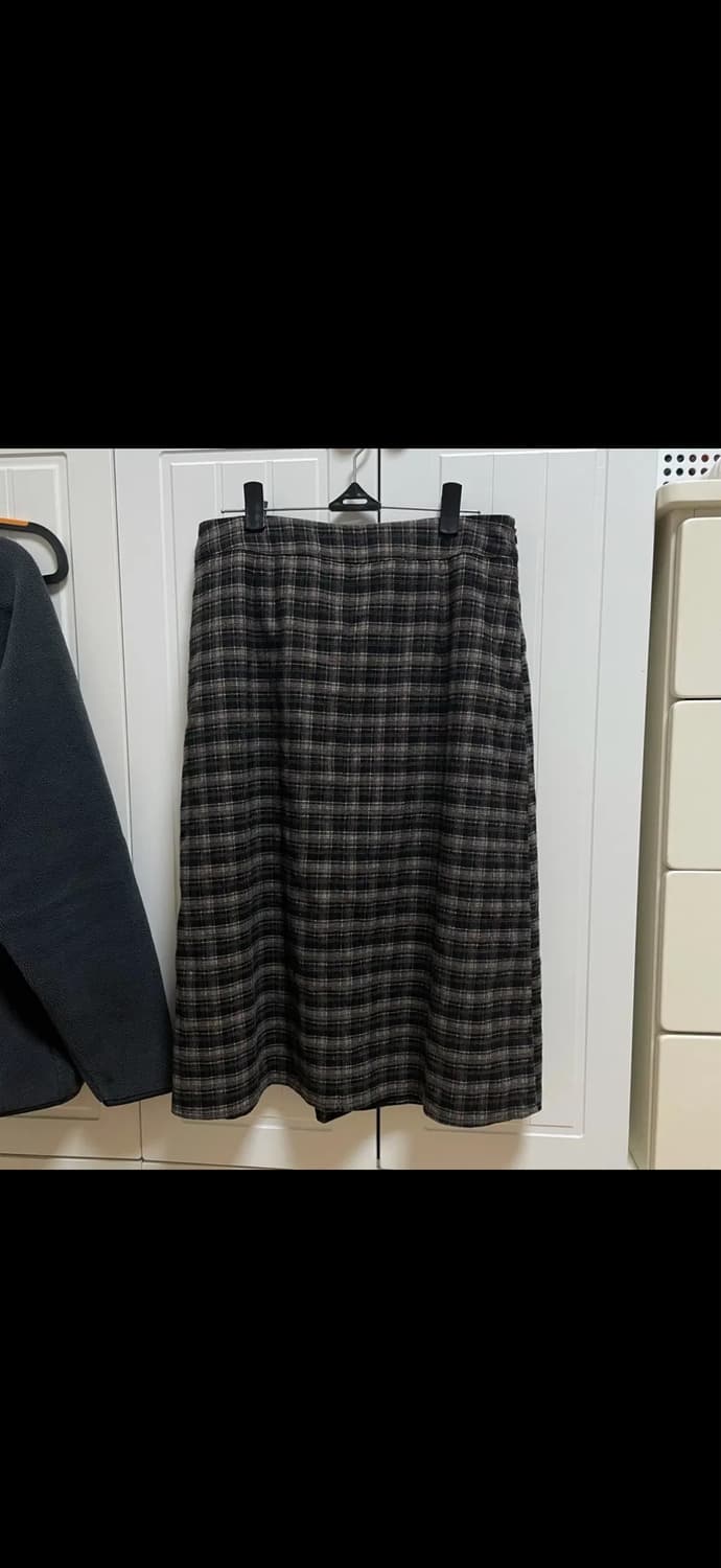 에잇세컨즈 치마 상품이미지3