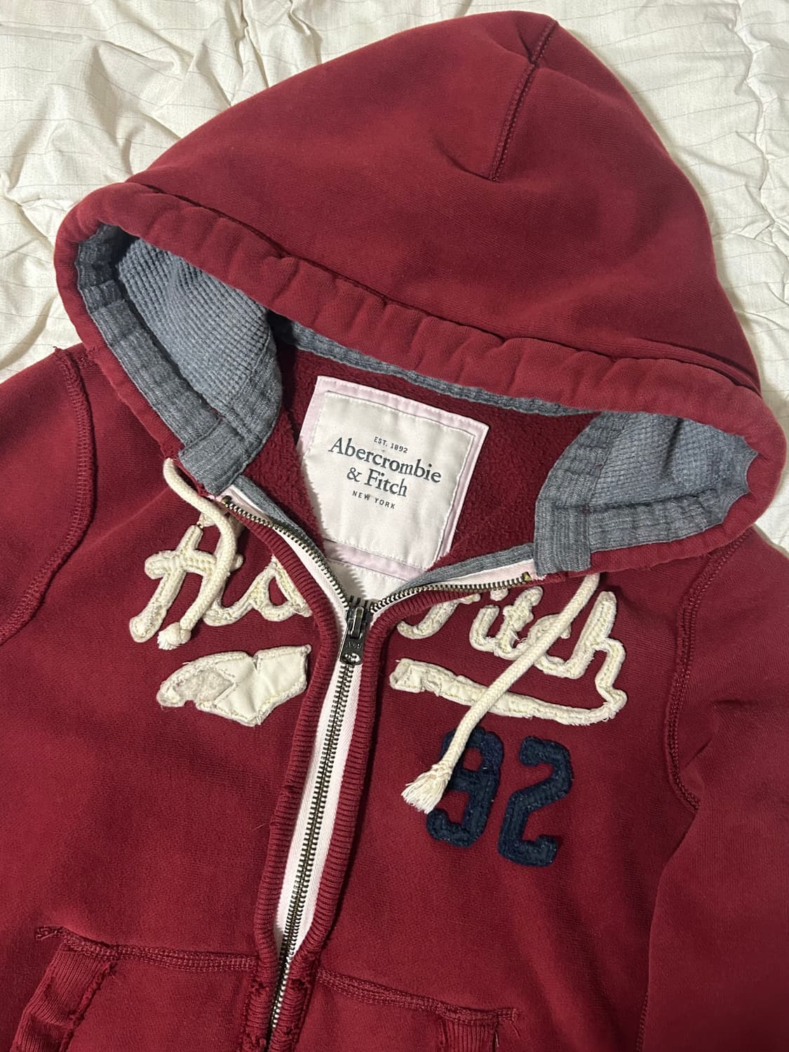 아베크롬비 버건디 데미지 디테일 후드집업 상품이미지3